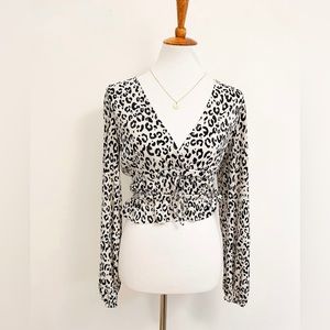 Zara black and white cheetah leopard print cinched waist blouse size small